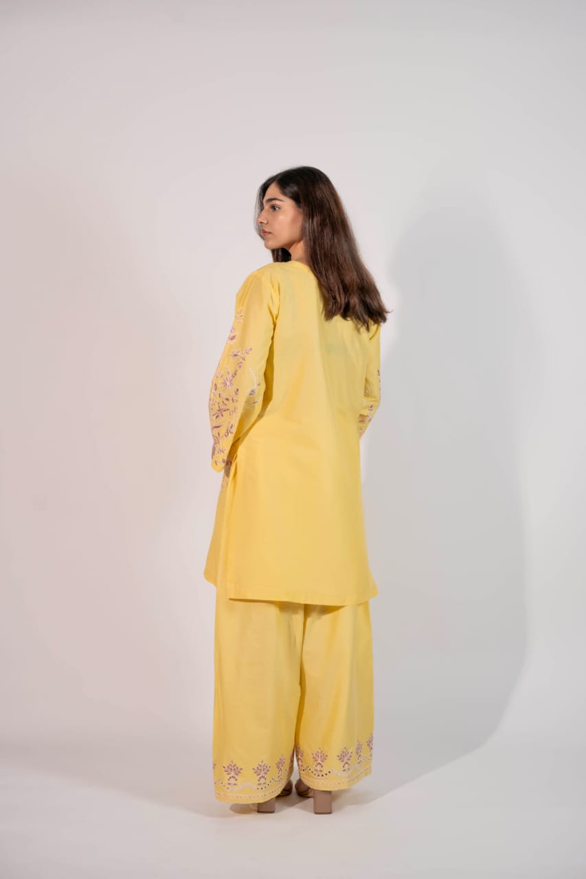 Yellow - HU Studios